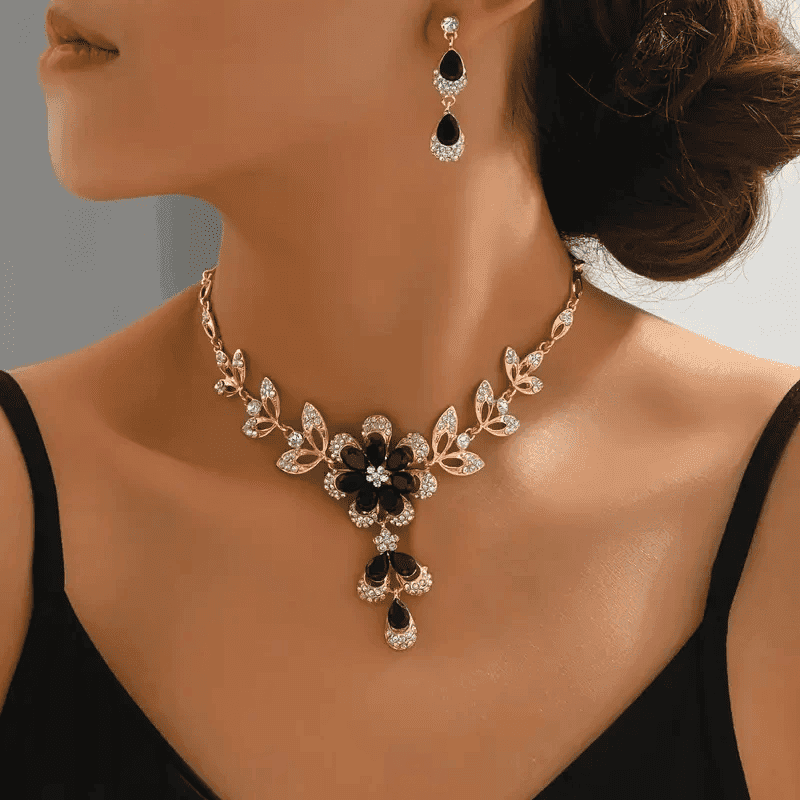 Conjunto de Colar e Brincos. - LGF