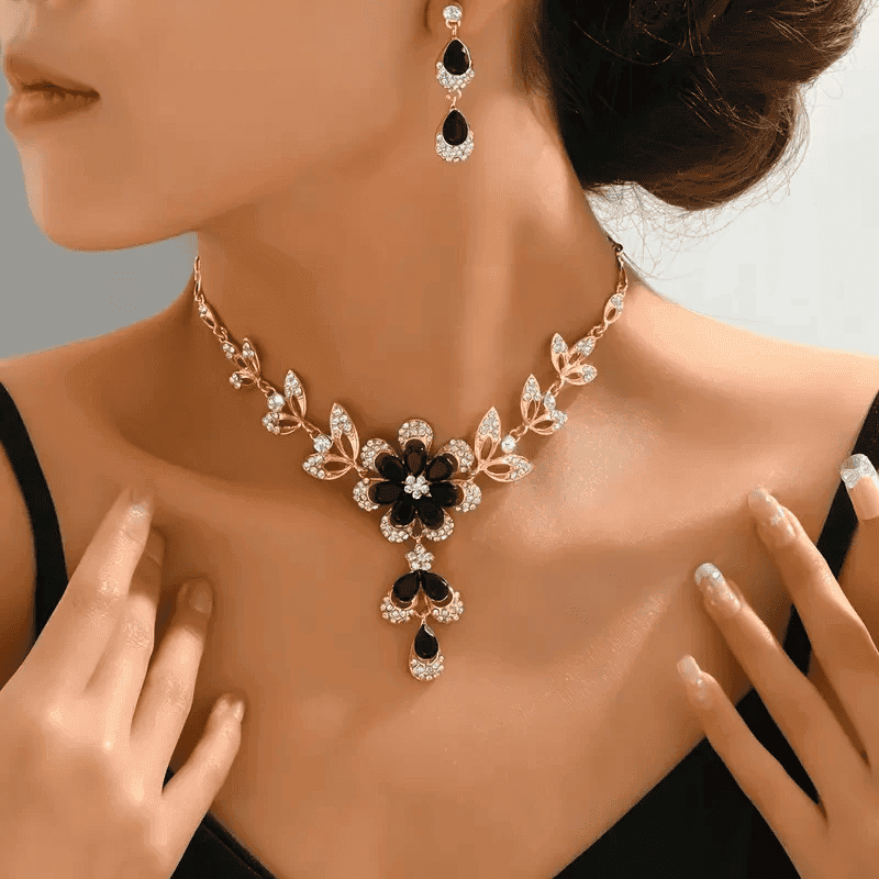 Conjunto de Colar e Brincos. - LGF